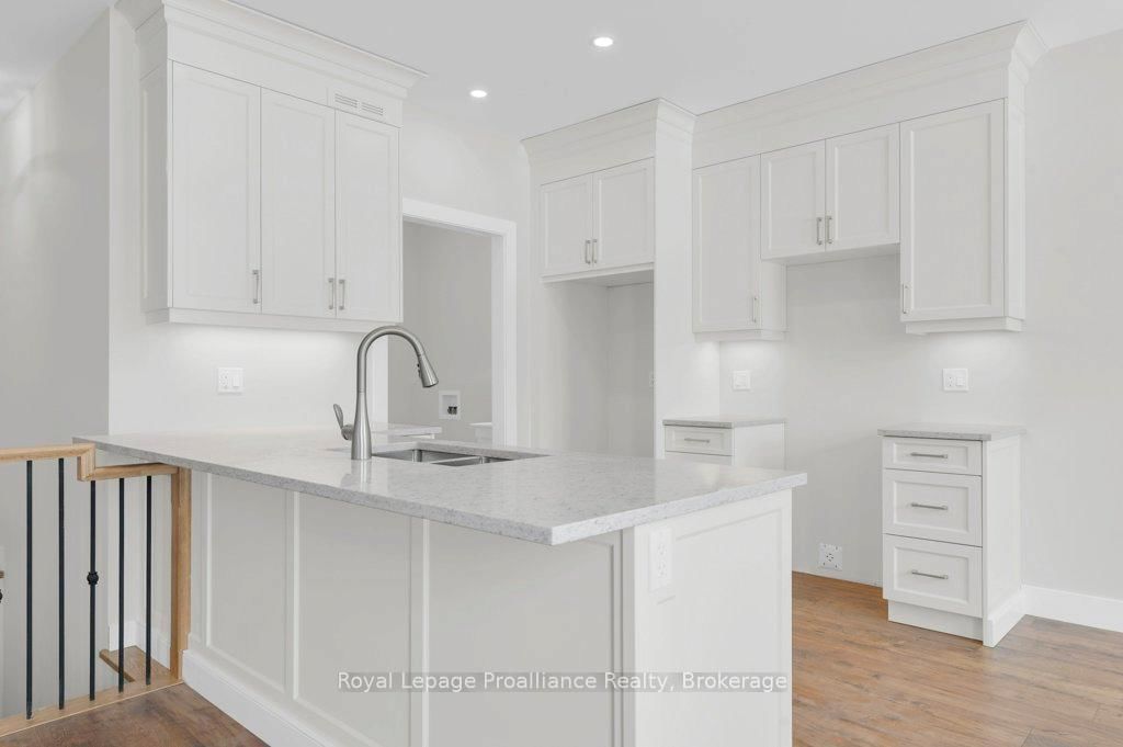 8 Dunmor Street • Stirling, ON photo 16