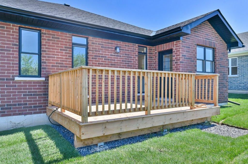 8 Dunmor Street • Stirling, ON photo 30