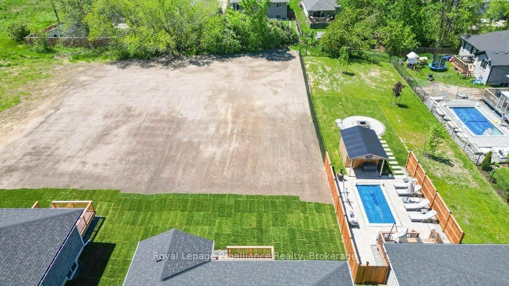 8 Dunmor Street • Stirling, ON photo 39