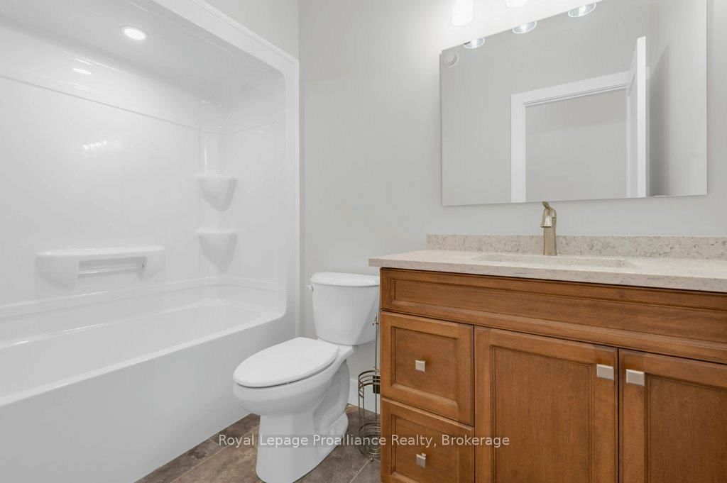8 Dunmor Street • Stirling, ON photo 9