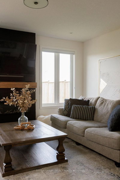 2538 Buroak Drive • London North, ON photo 6