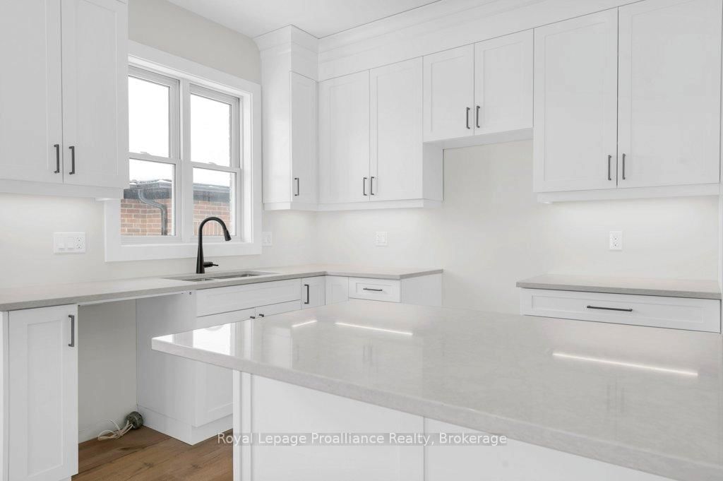 10 Dunmor Street • Stirling, ON photo 13