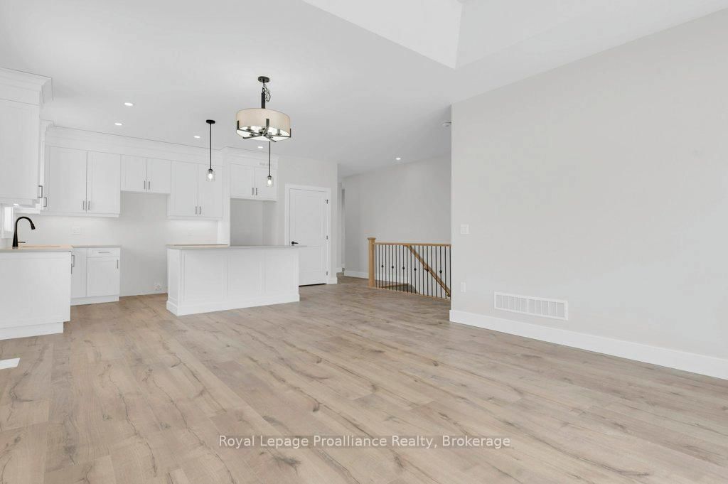 10 Dunmor Street • Stirling, ON photo 20