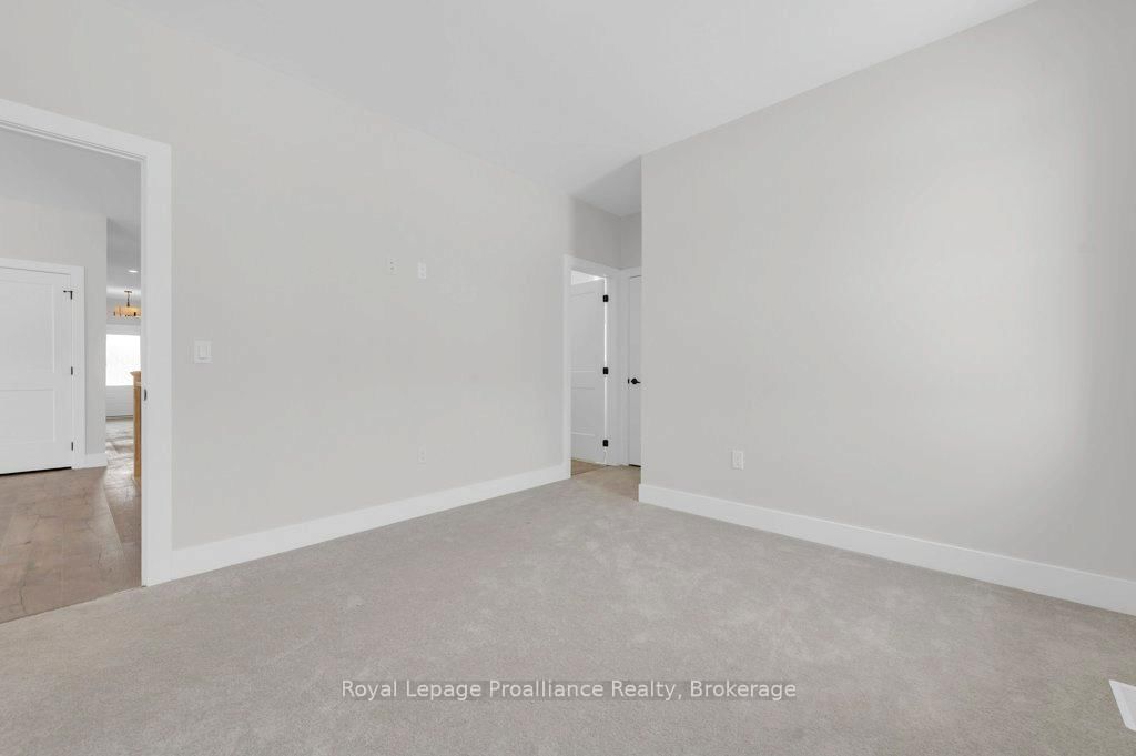 10 Dunmor Street • Stirling, ON photo 23