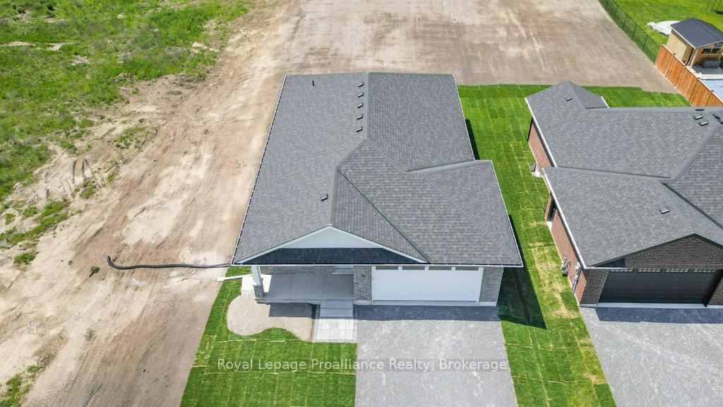 10 Dunmor Street • Stirling, ON photo 38