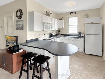 13 Butternut Lane • #27 • Prince Edward County, ON photo 8