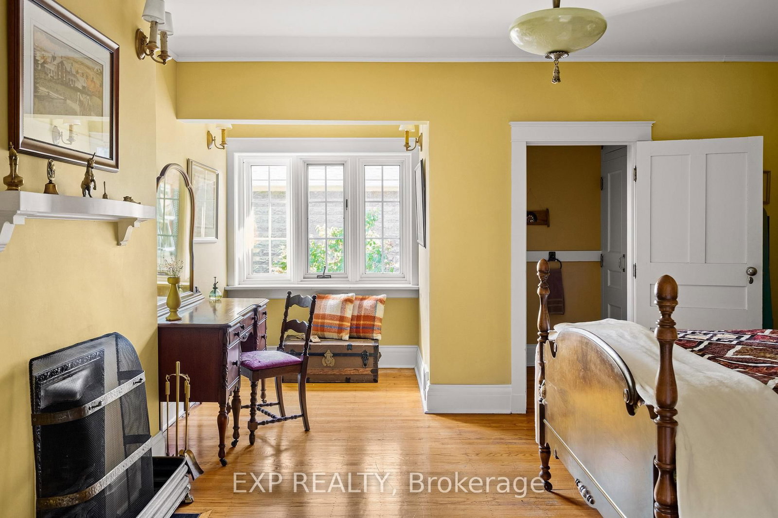 15 Trafalgar Street • St. Catharines, ON photo 24