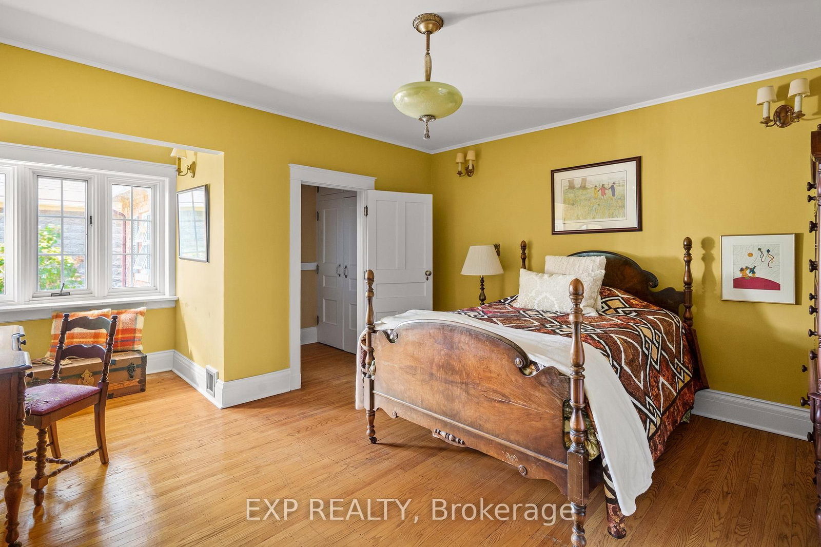 15 Trafalgar Street • St. Catharines, ON photo 25