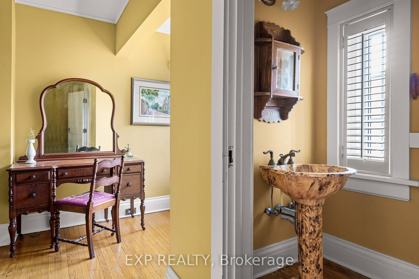 15 Trafalgar Street • St. Catharines, ON photo 26
