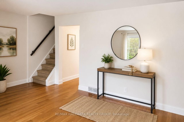 1374 PEREZ Crescent