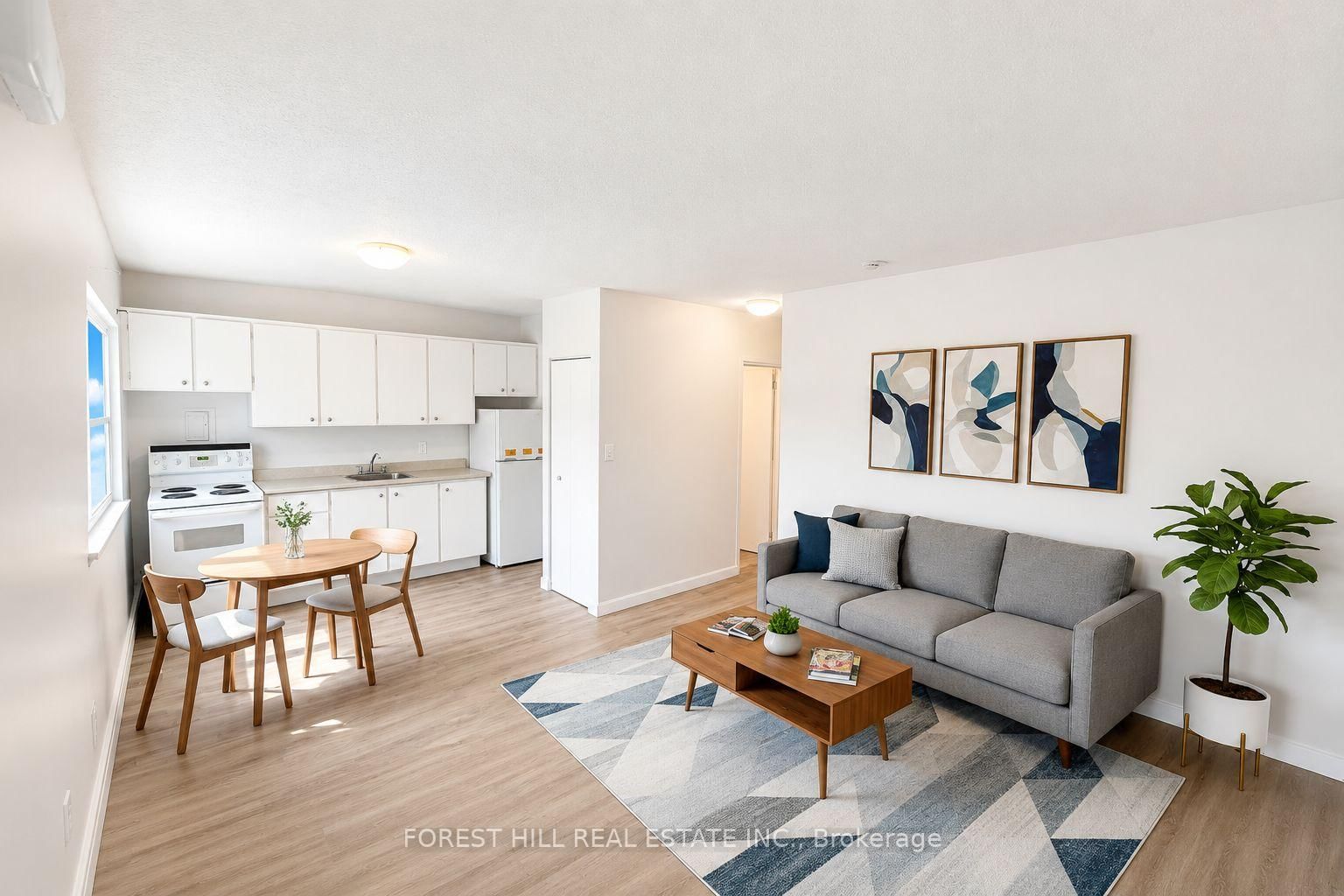 92 Robinson Street, Unit 202