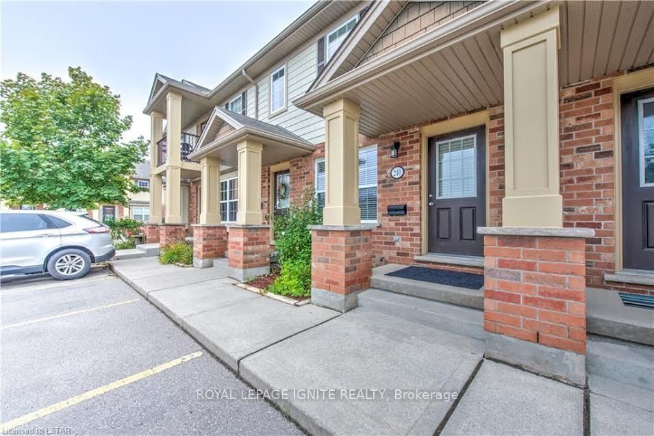 3320 Meadowgate Boulevard, Unit 240