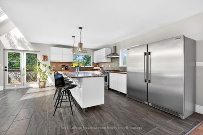 8122 Eramosa Garafraxa Townline — more photos