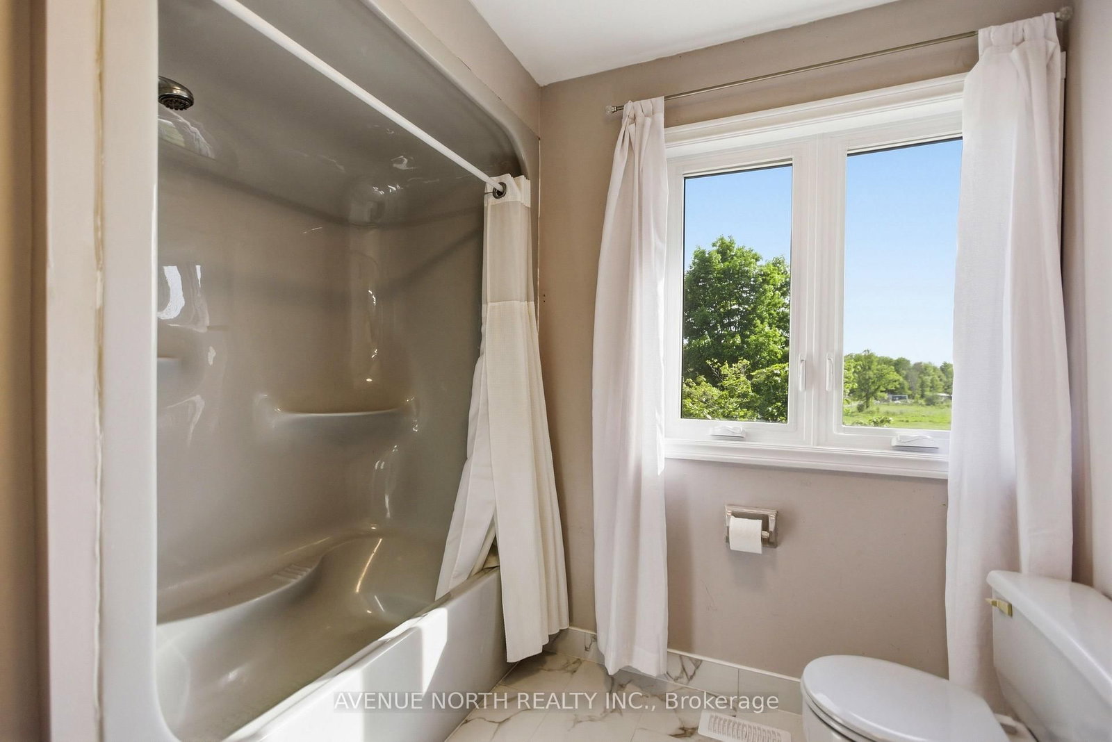 4446 STONECREST Road • Ottawa, ON photo 37