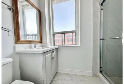 Unit 306 — 113 James Street N — more photos