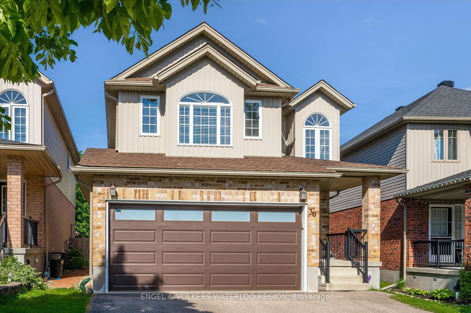 30 Bridleridge Street - Photo 2