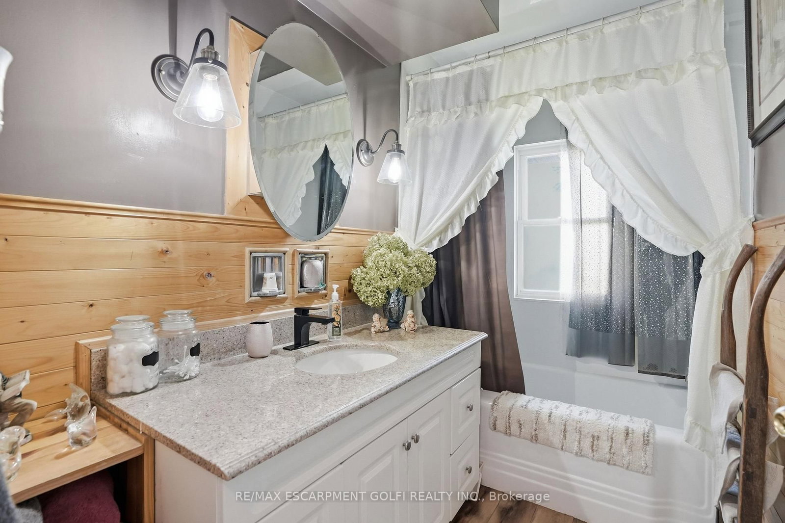 925 HIGHWAY 6 N • Hamilton, ON photo 15
