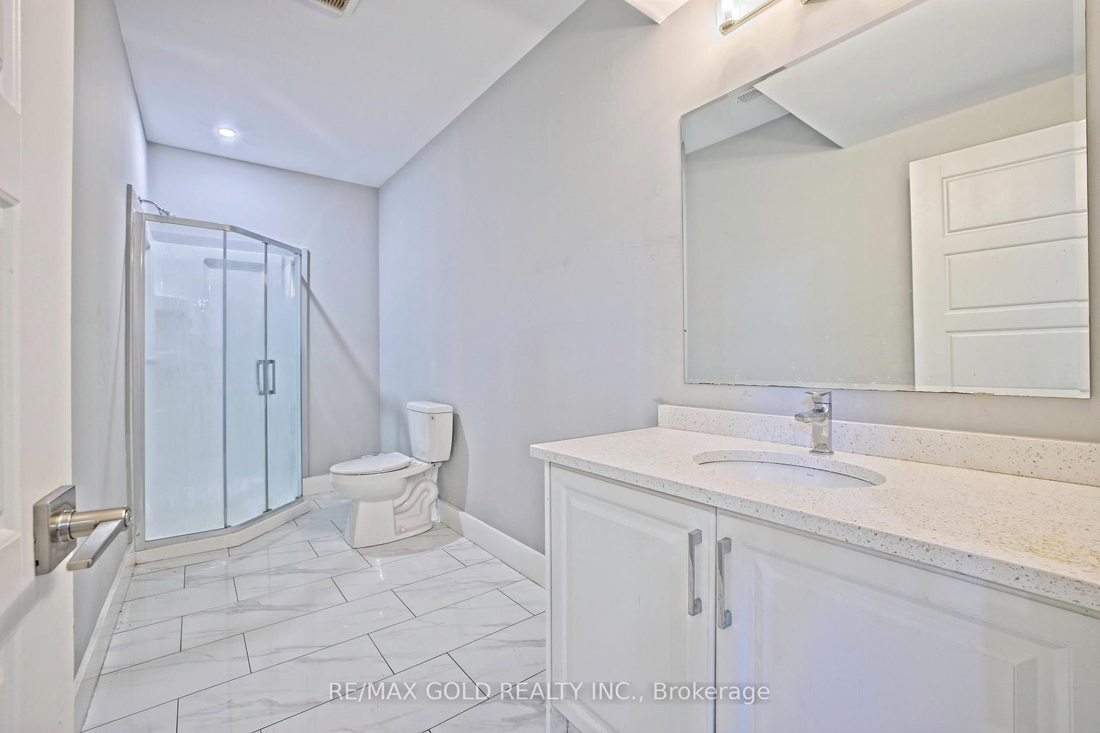 2606 Bateman Trail, London South — photo 41