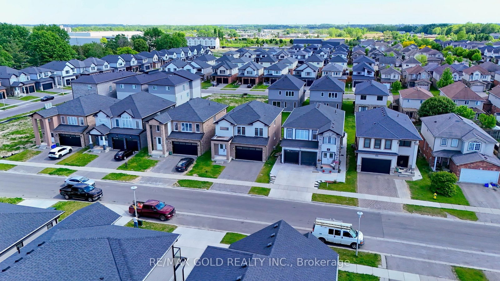 2606 Bateman Trail, London South — photo 48
