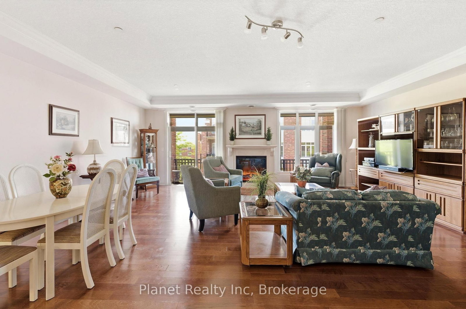 71 Bayberry Drive • #D301 • Guelph, ON photo 1