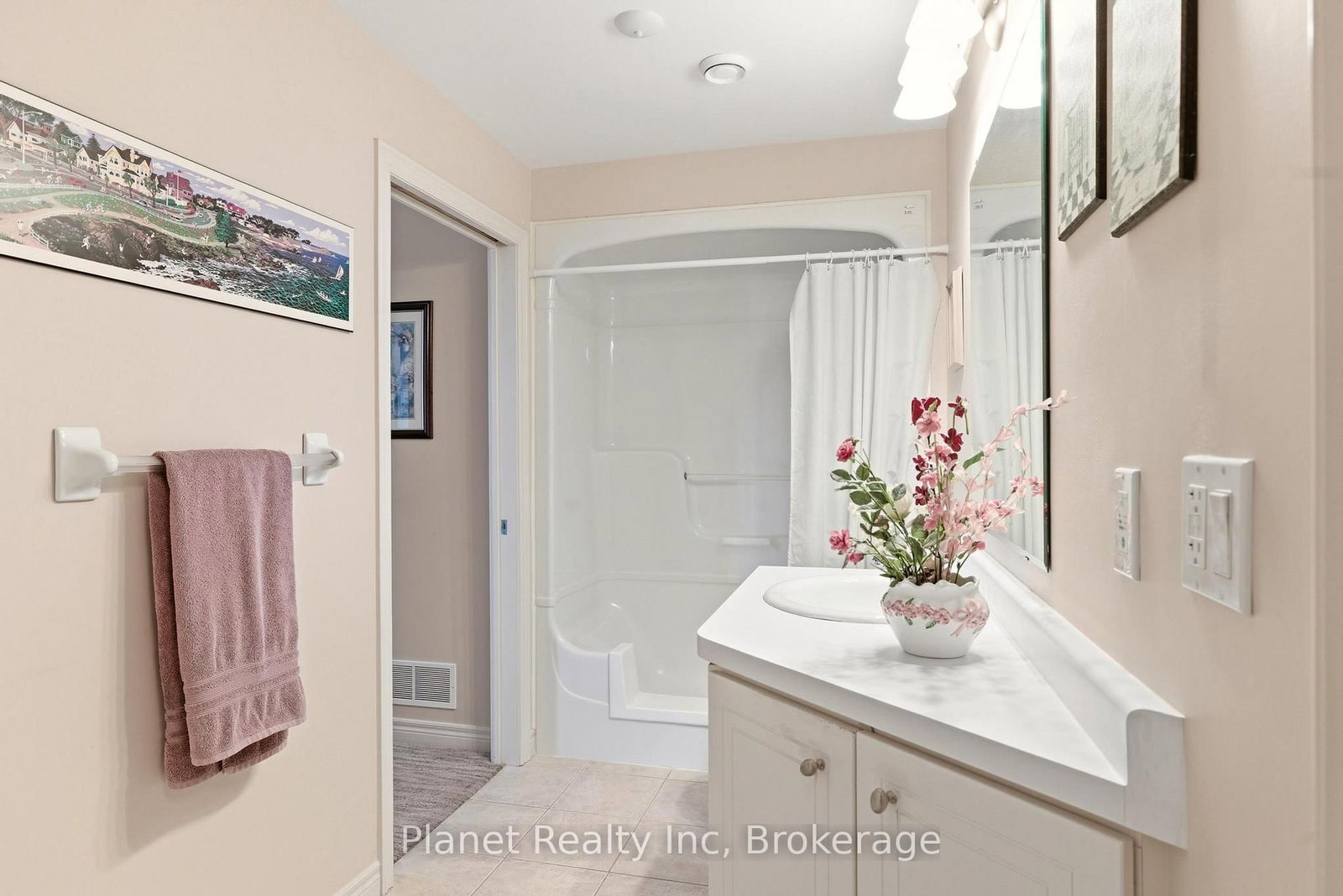 71 Bayberry Drive • #D301 • Guelph, ON photo 16