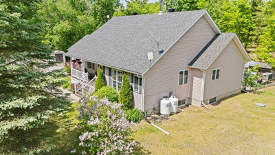 5040 Stonecrest Road • Ottawa, ON photo 3