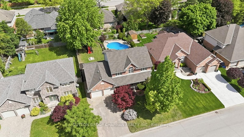 home for sale on 110 Green Hedge Lane