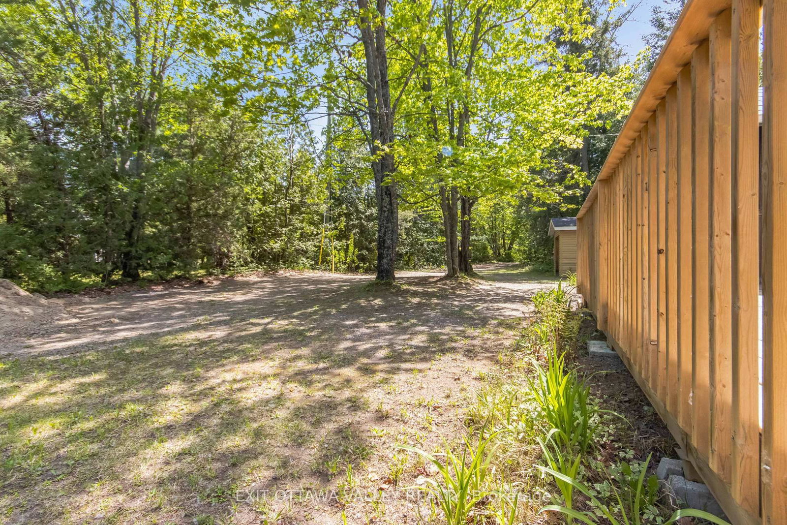 112 Arbor Vitae Road • Barry's Bay, ON photo 38
