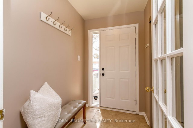 39 HUNTINGS END Avenue