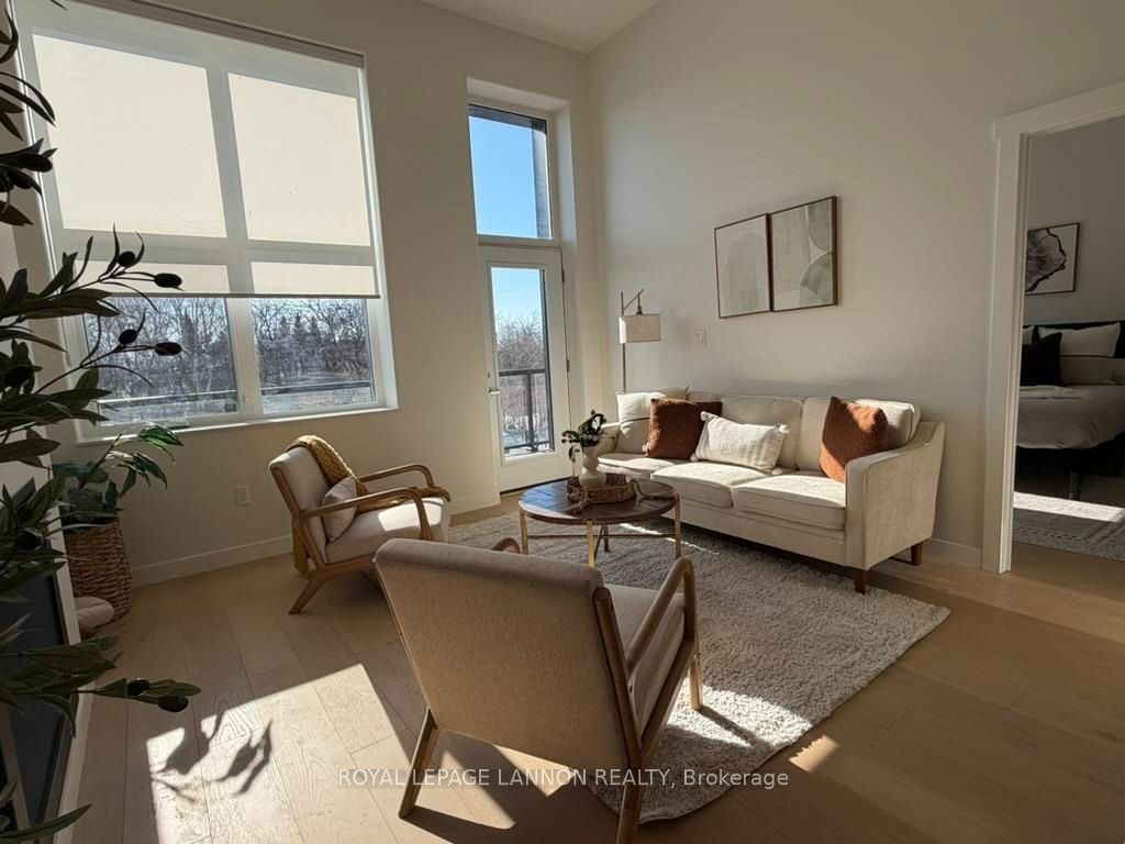 96 HIGH Street N, Unit 3210