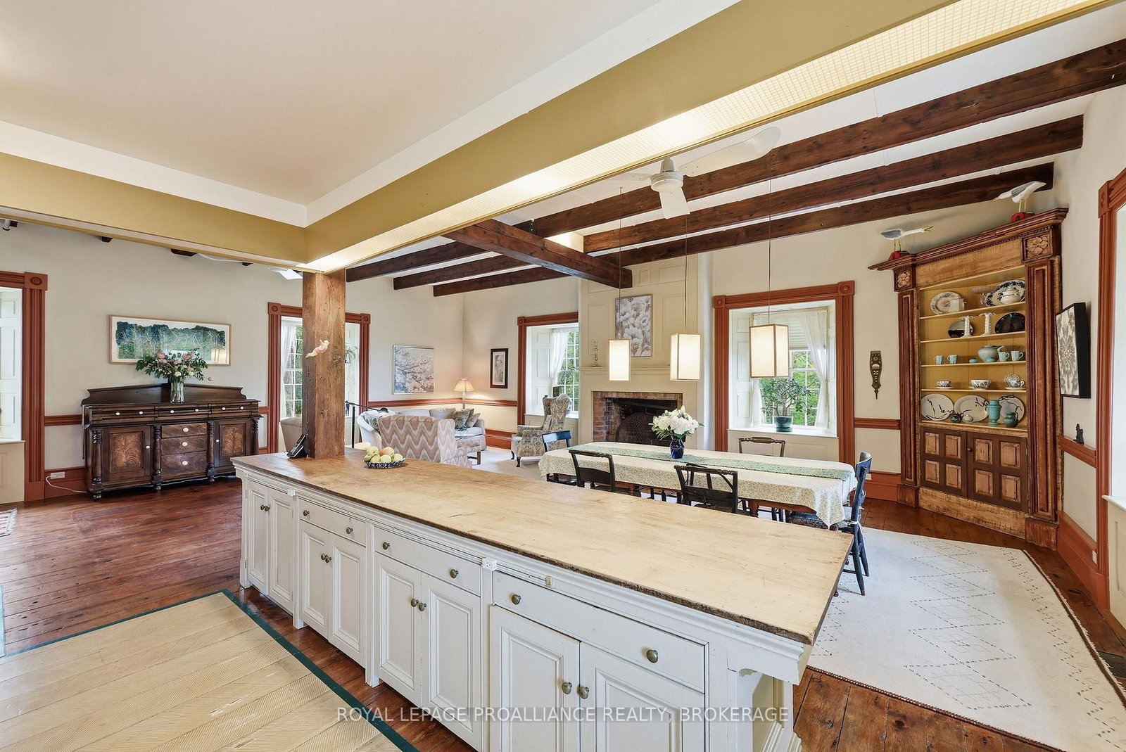 28 Front Street • Newburgh, ON photo 21