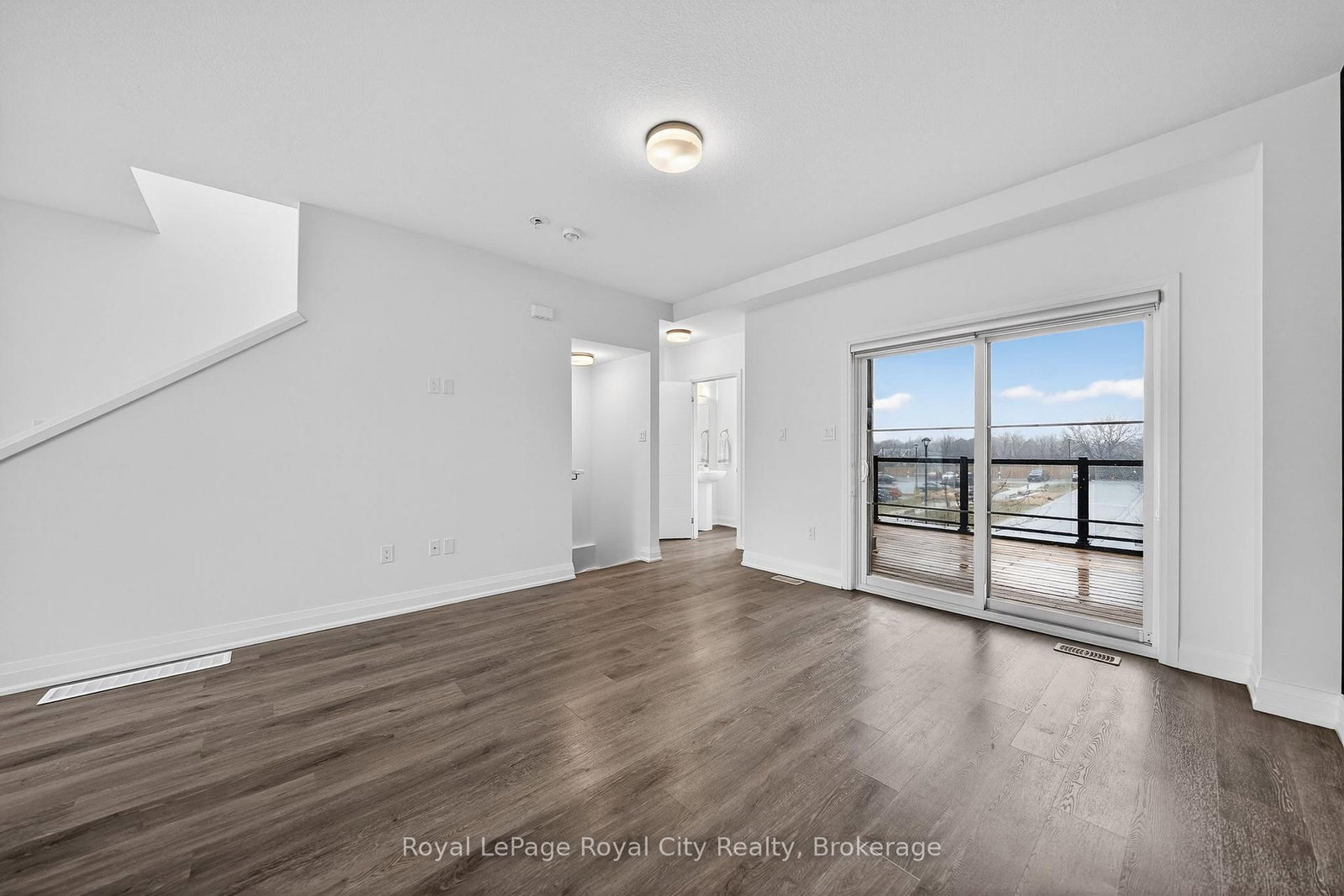150 Huron Street - Photo 14