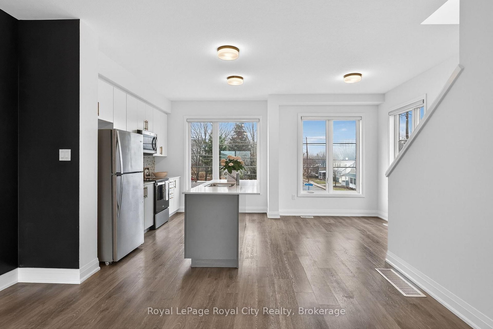 150 Huron Street - Photo 15