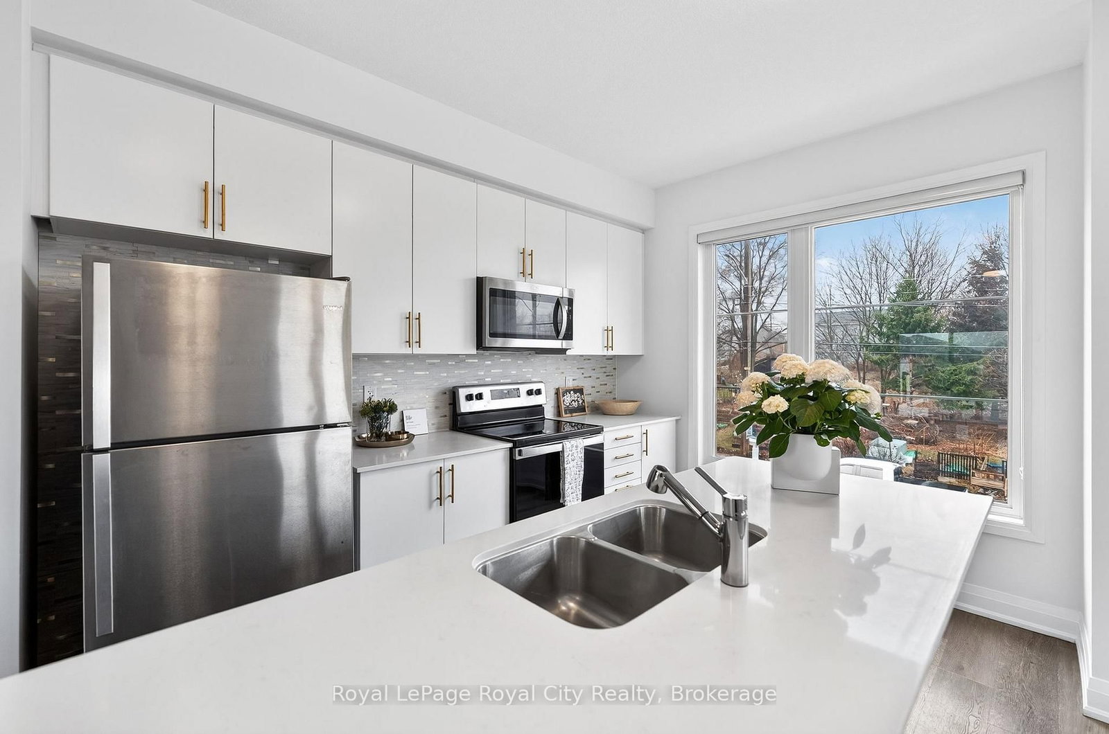 150 Huron Street - Photo 18