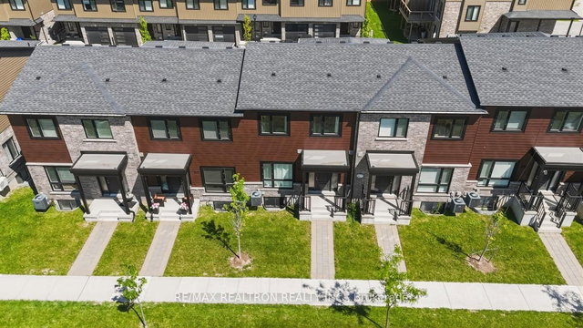 823 Sarnia Road