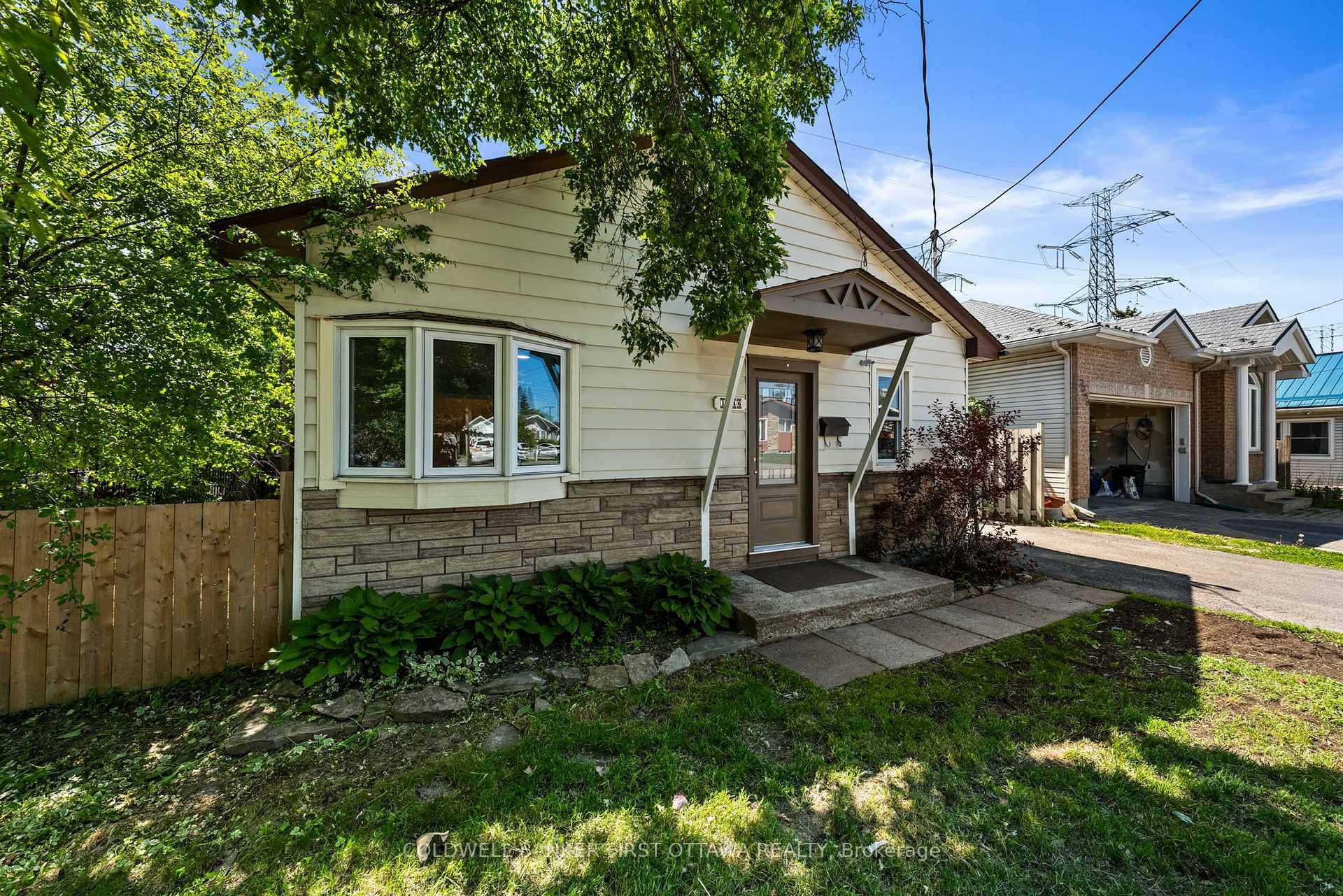 1246 Kitchener Avenue