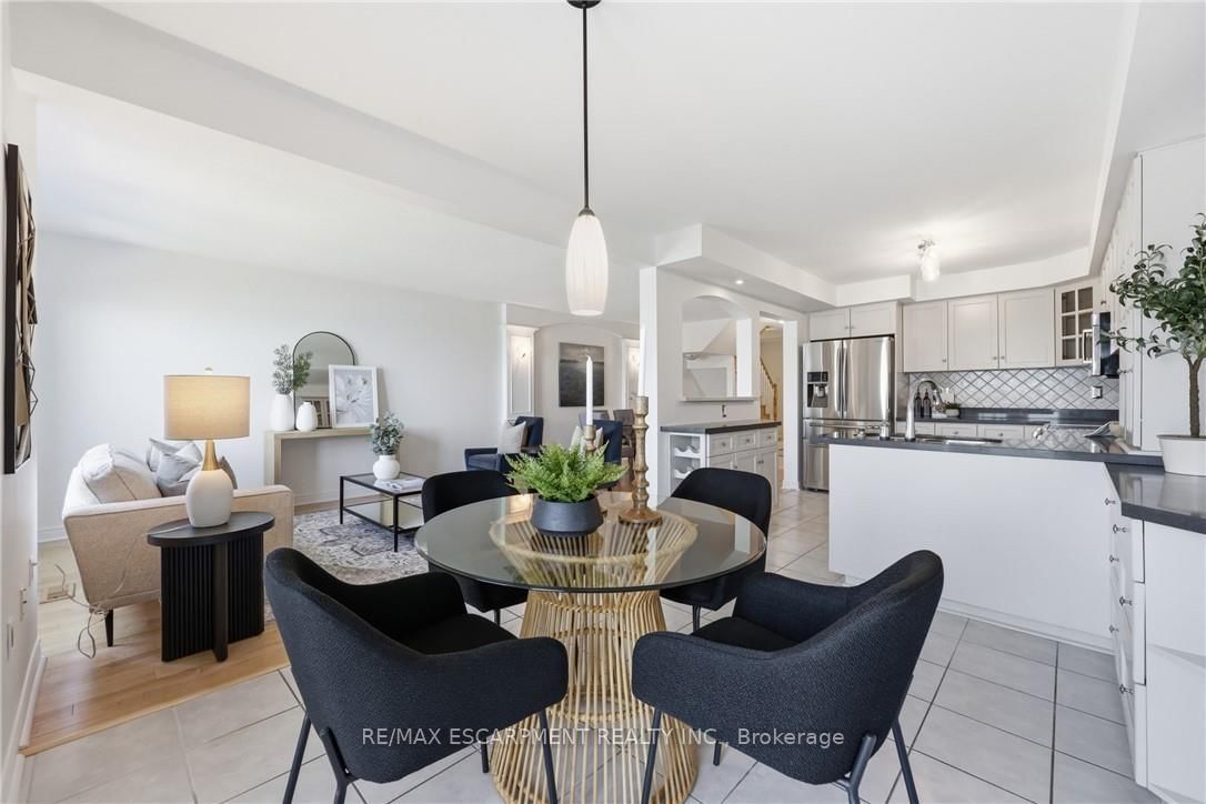 85 EDGEWATER Drive • #6 • Hamilton, ON photo 11