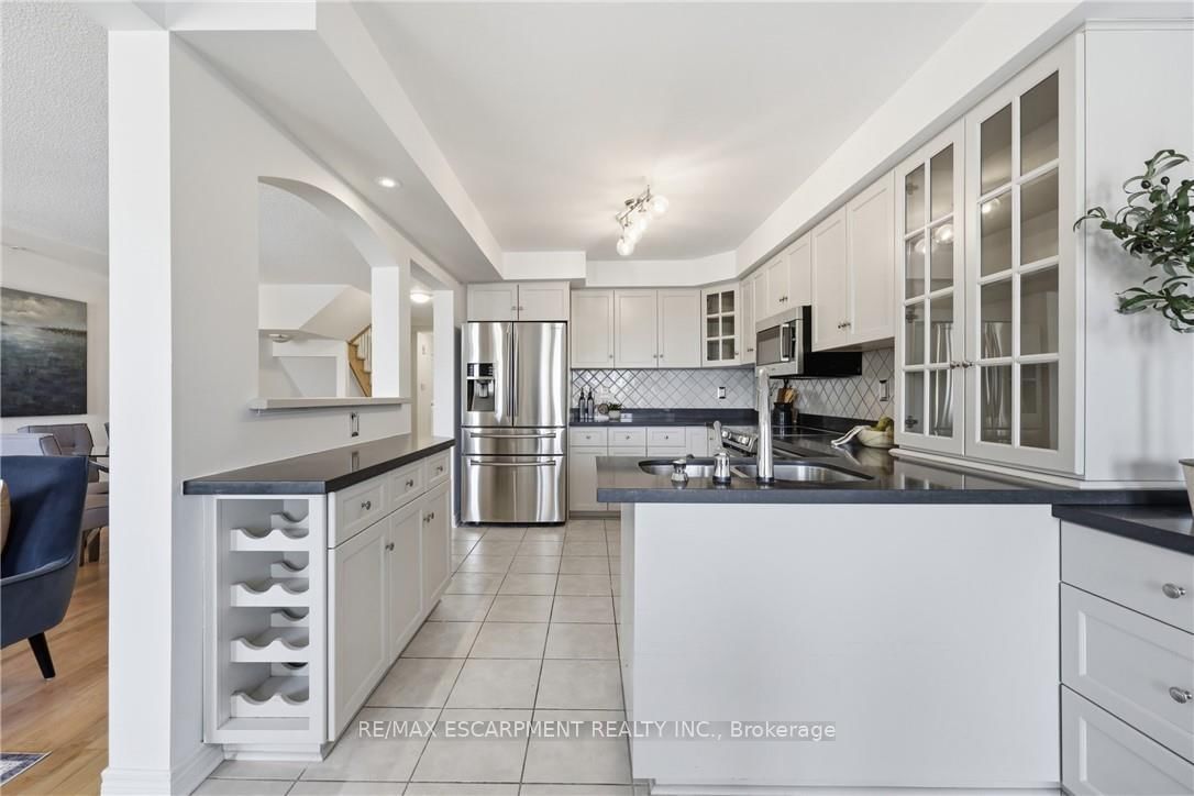 85 EDGEWATER Drive • #6 • Hamilton, ON photo 13