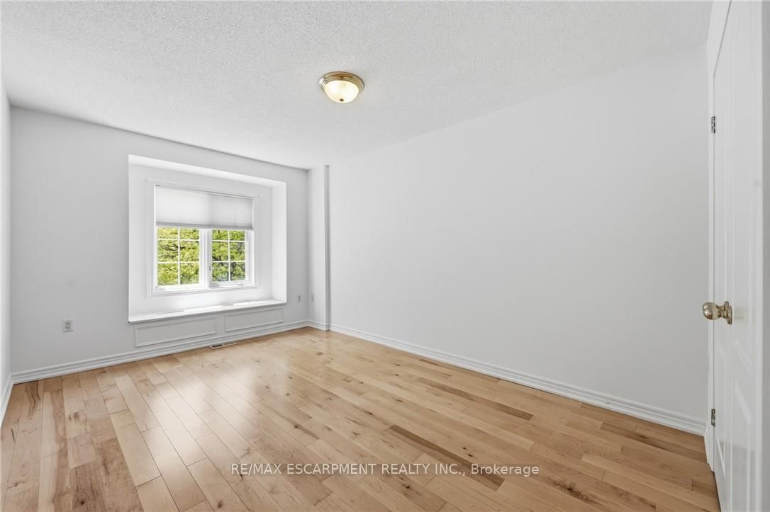 85 EDGEWATER Drive • #6 • Hamilton, ON photo 18