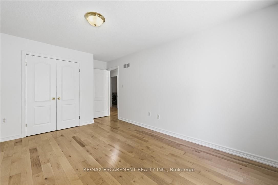 85 EDGEWATER Drive • #6 • Hamilton, ON photo 19