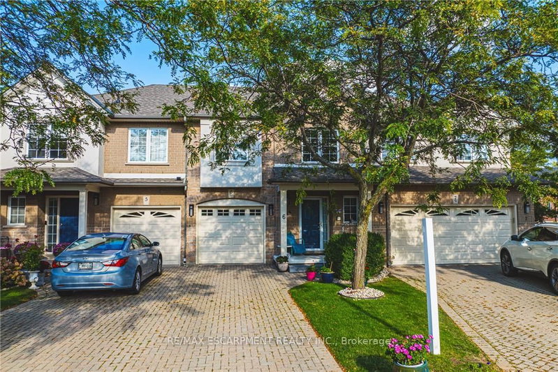 6 - 85 EDGEWATER Drive