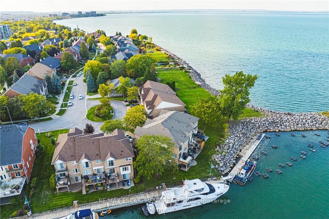 85 EDGEWATER Drive • #6 • Hamilton, ON photo 36