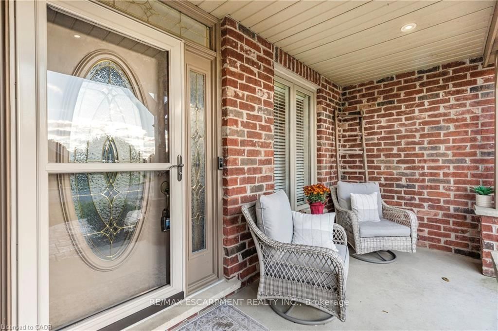 46 Sea Breeze Drive