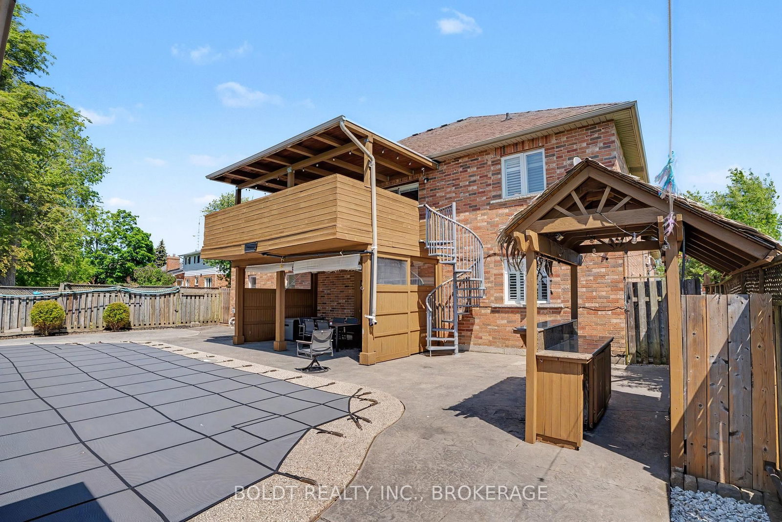 1504 Upper Sherman Avenue • Hamilton, ON photo 40