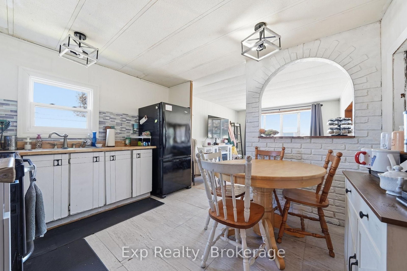 6 Juniper Lane • Quinte West, ON photo 14