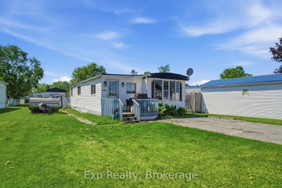 6 Juniper Lane • Quinte West, ON photo 4