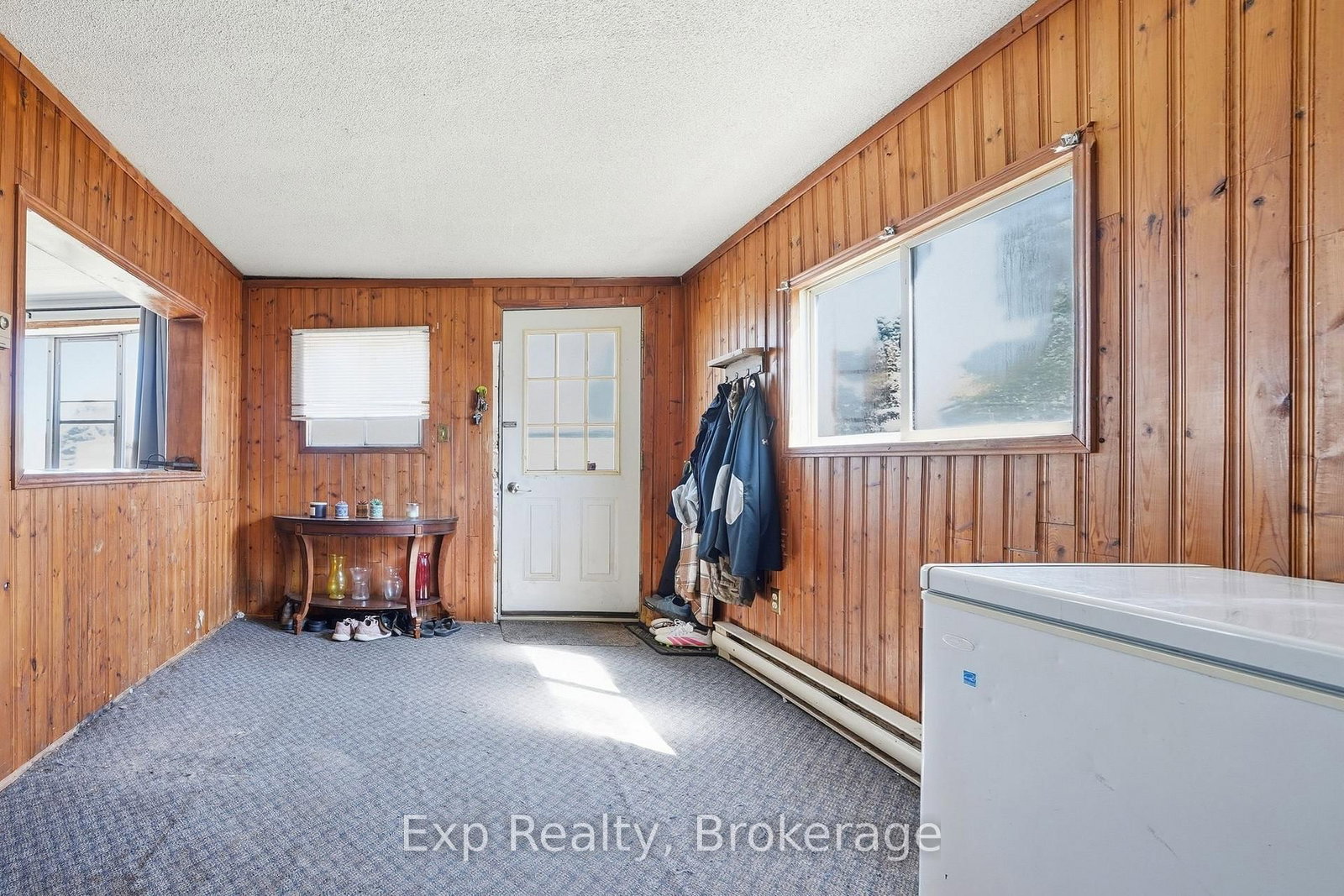 6 Juniper Lane • Quinte West, ON photo 8