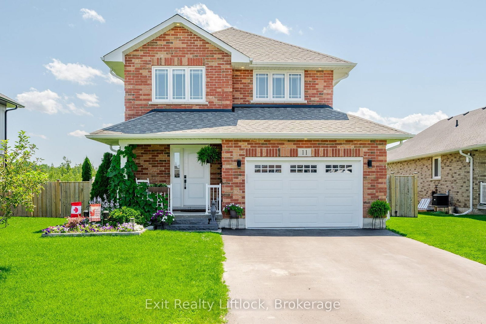 11 Darrell Drain Crescent • Asphodel-Norwood, ON photo 2