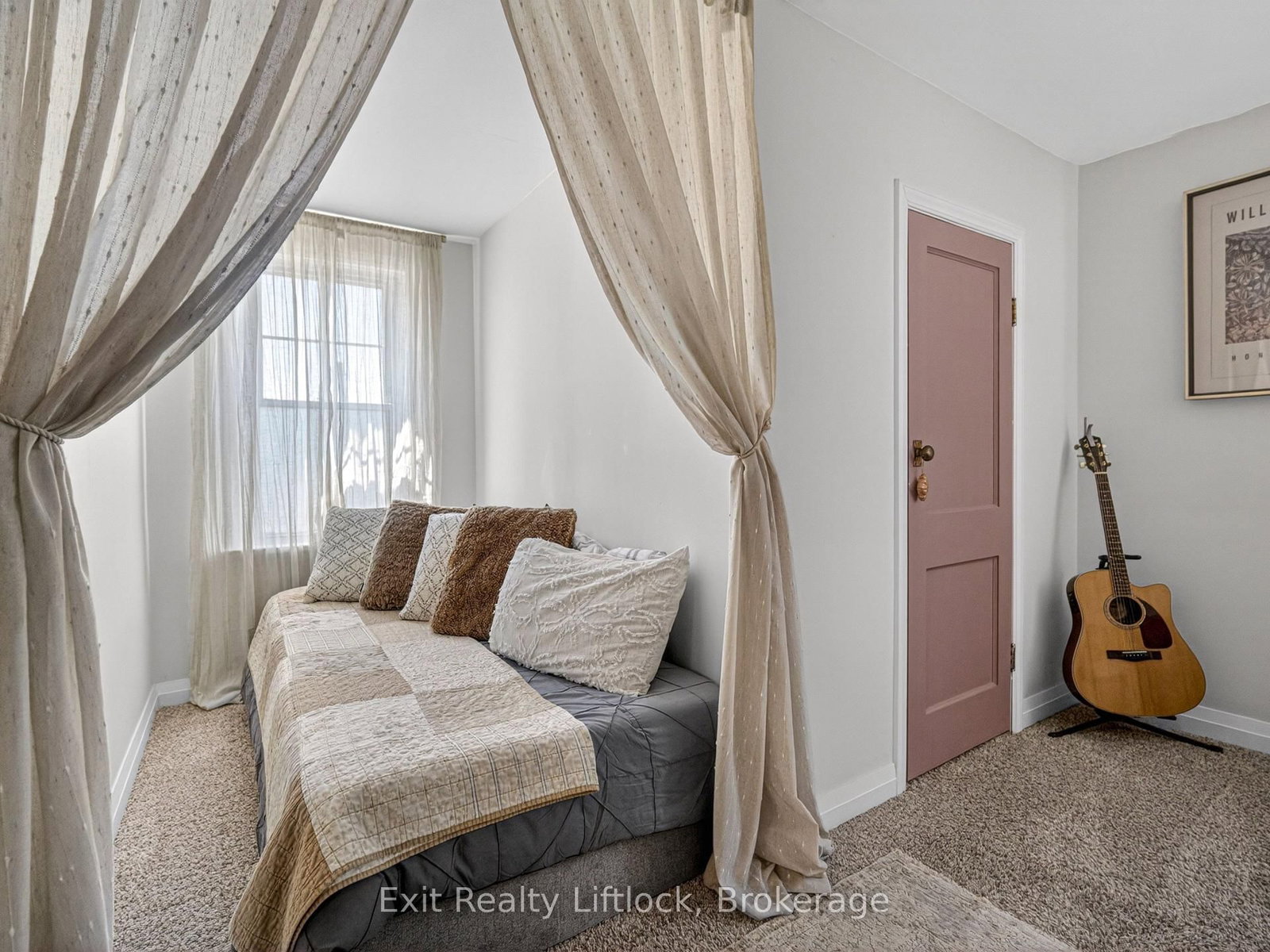 52 Forsyth Street • Limoges, ON photo 27