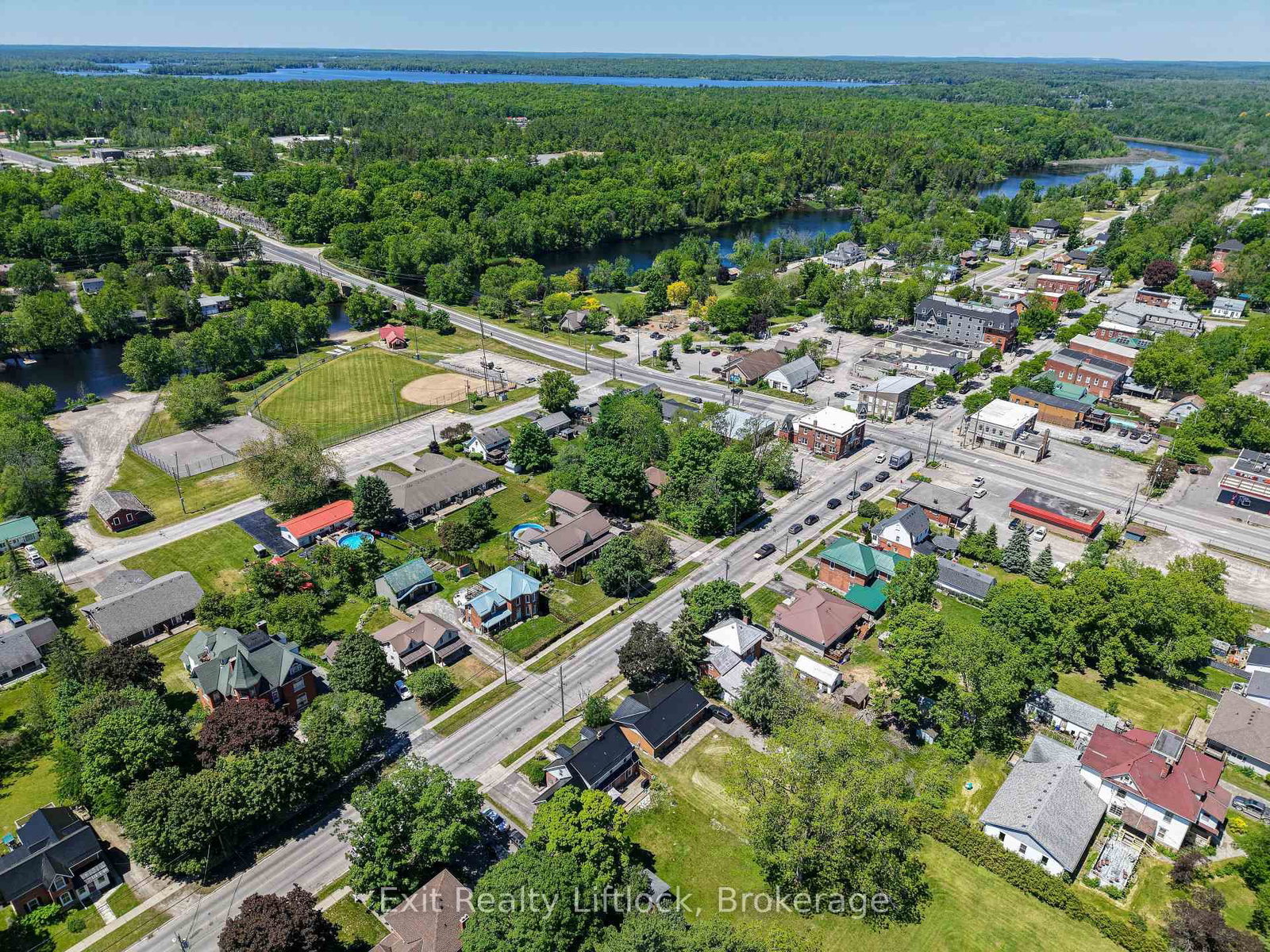 52 Forsyth Street • Limoges, ON photo 41